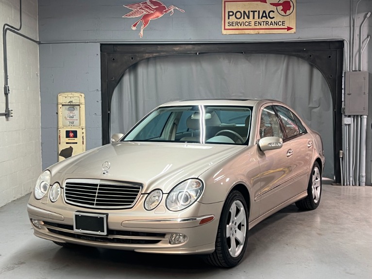 2005 Mercedes-Benz E-Class E500's photo